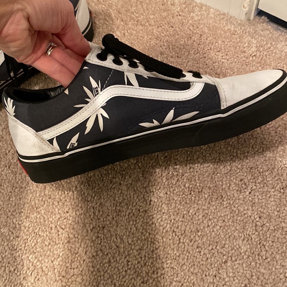 VANS OLD SKOOL CUSTOM MADE SHOE Size 9.5 - Picture 10 of 17